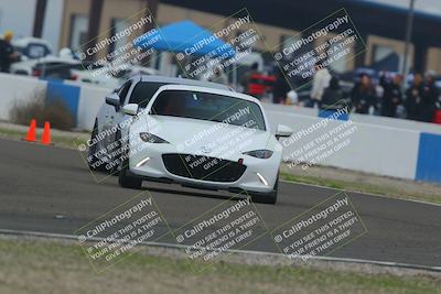 media/Dec-19-2025-Lucky Dog Racing (Fri) [[3b7b1b5fc8]]/Beginner/Session 2 Turn 1/